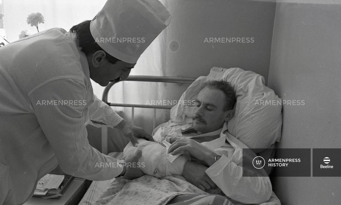 Լեռնային Ղարաբաղում վիրավորում ստացած կապիտան Վ. Սպիրիդոնովը