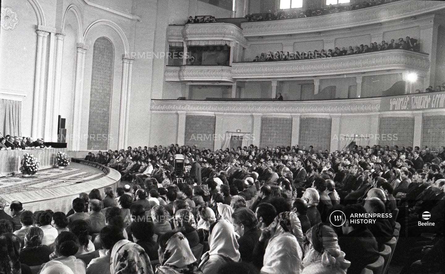 Հավաք` նվիրված Հոկտեմբերյան հեղափոխության 60-ամյակին
